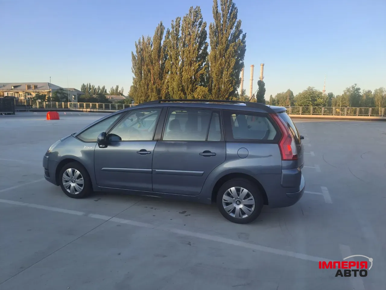 Citroen C4 Picasso - фото 21