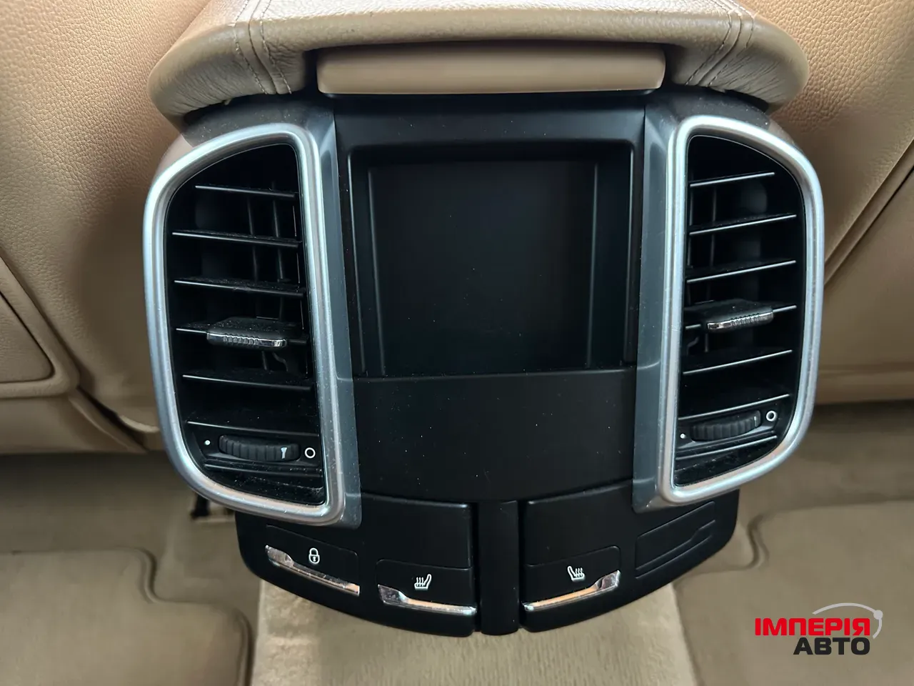 Porsche Cayenne - фото 14