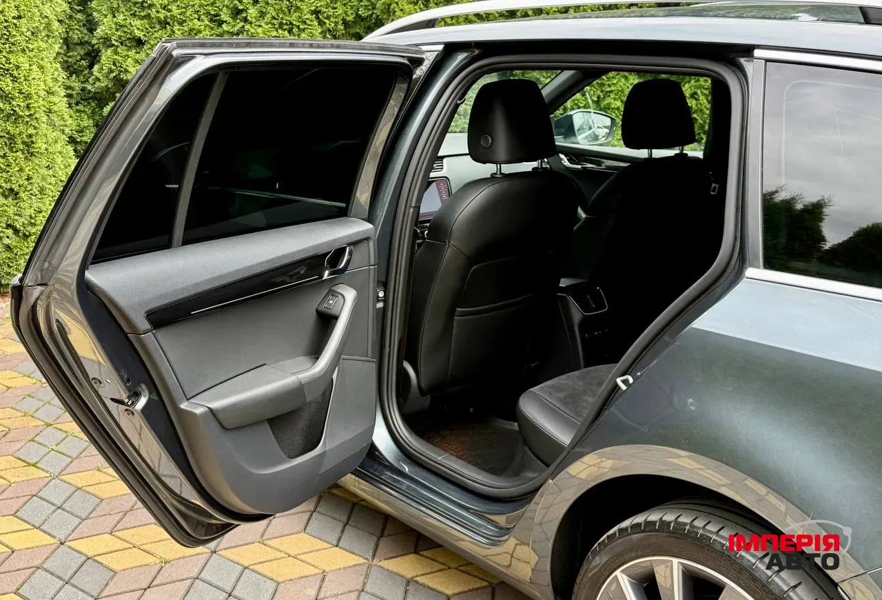 Skoda Octavia - фото 25