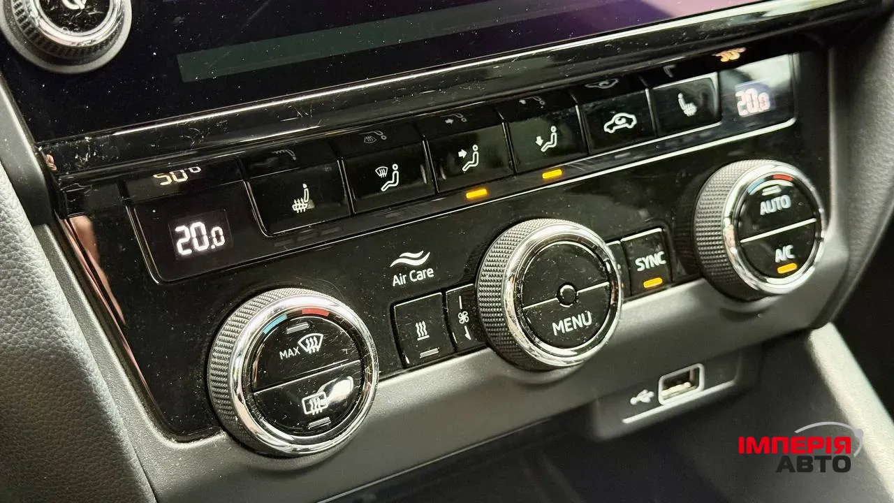 Skoda Octavia - фото 44