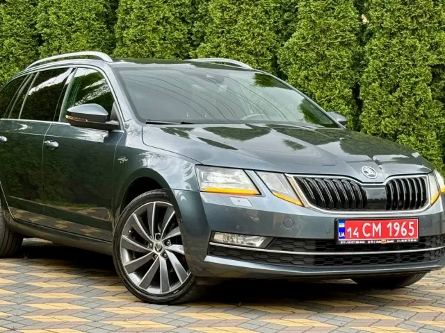 Skoda Octavia - фото 3