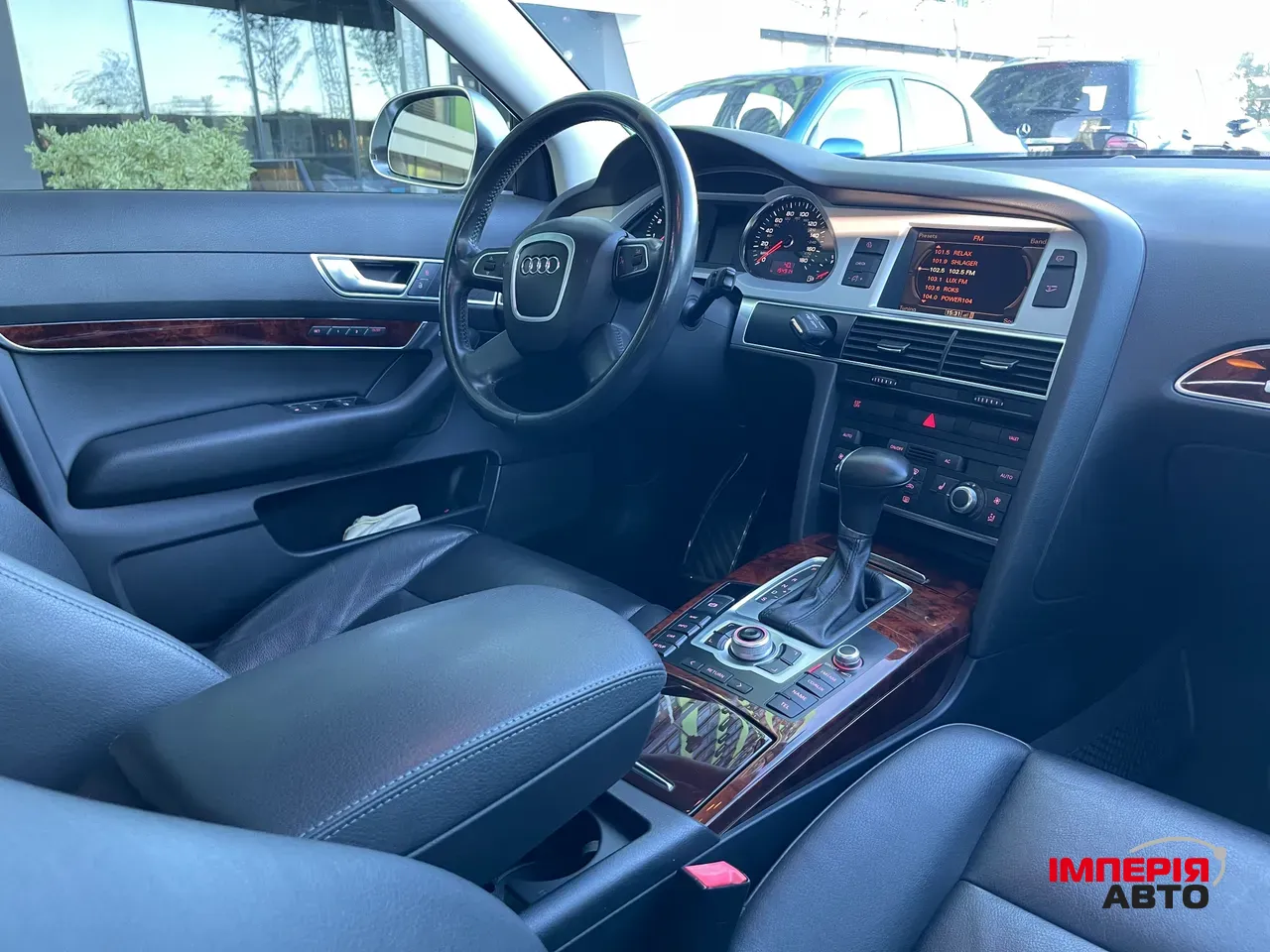 Audi A6 - фото 27