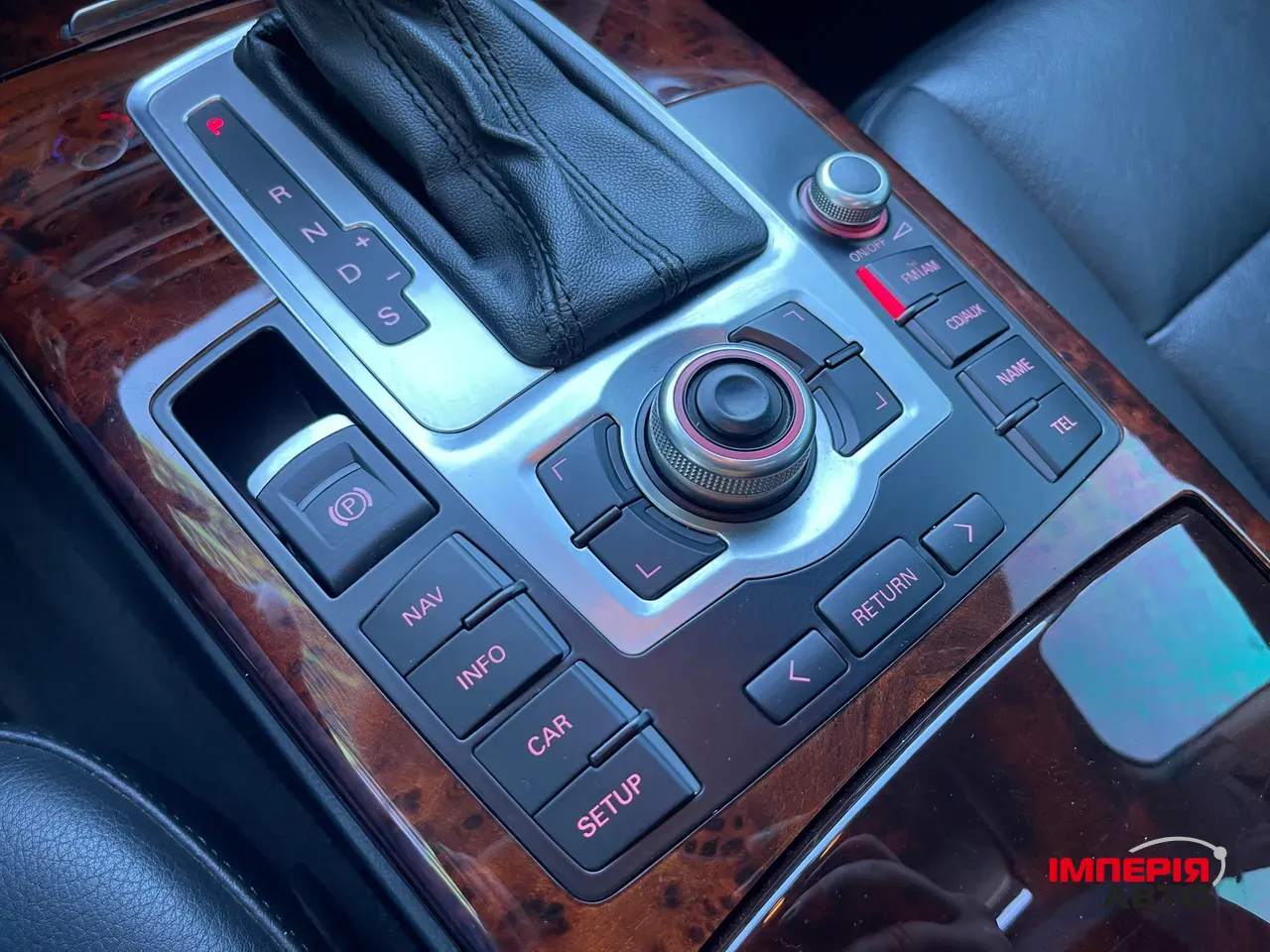 Audi A6 - фото 19