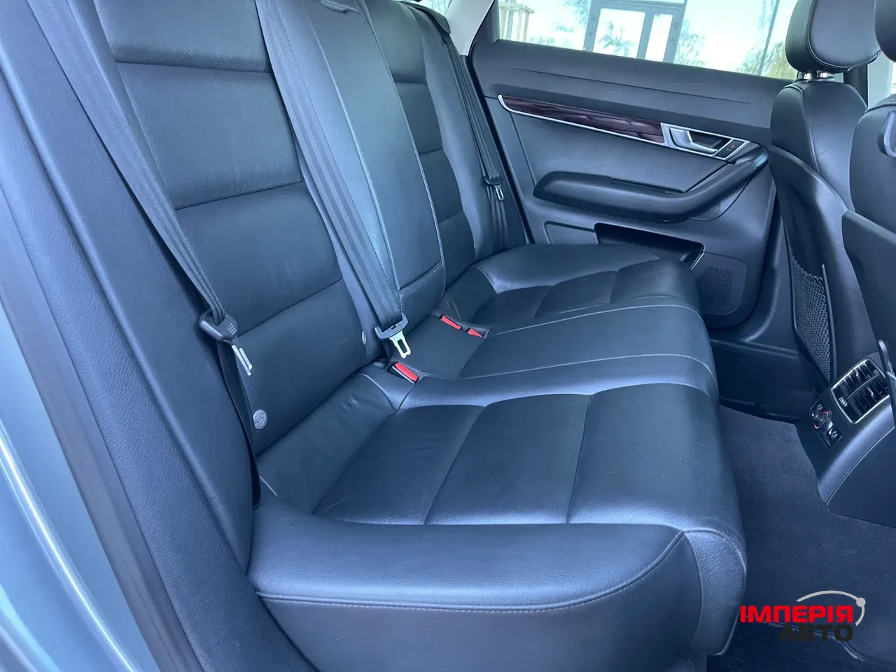 Audi A6 - фото 26