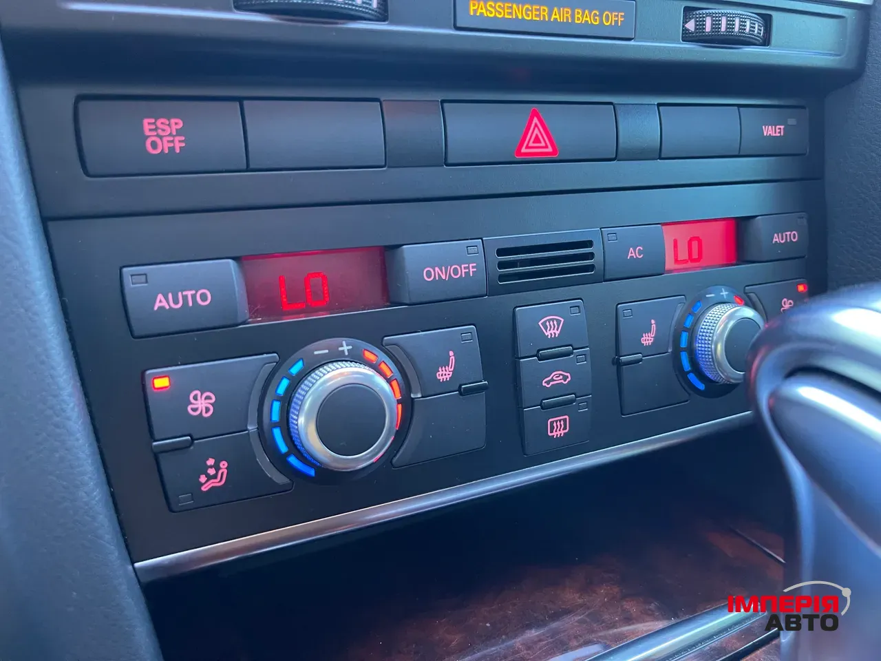 Audi A6 - фото 21