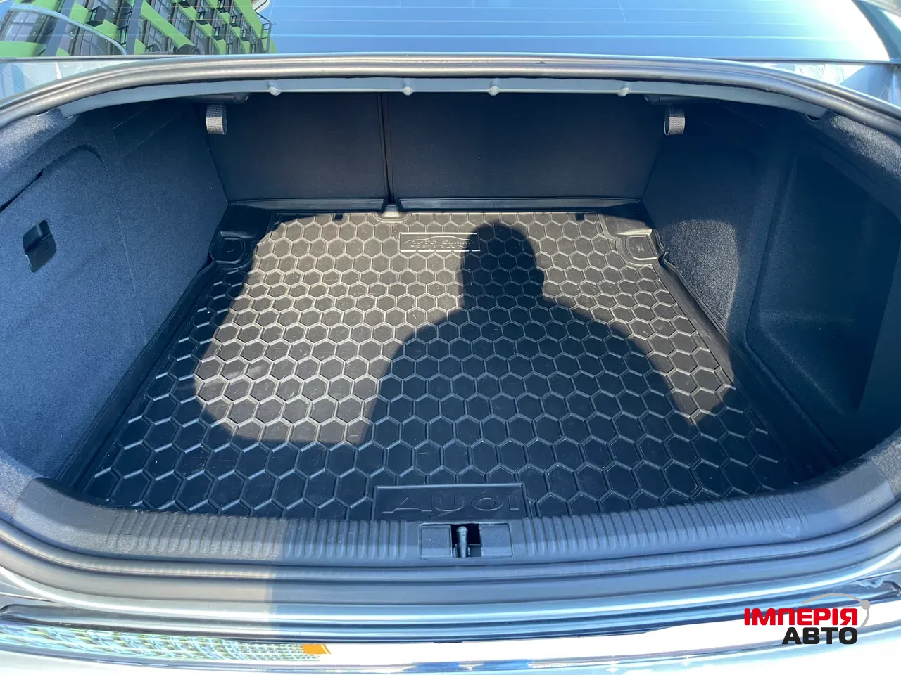 Audi A6 - фото 35