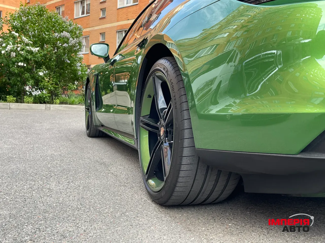 Porsche Taycan - фото 6