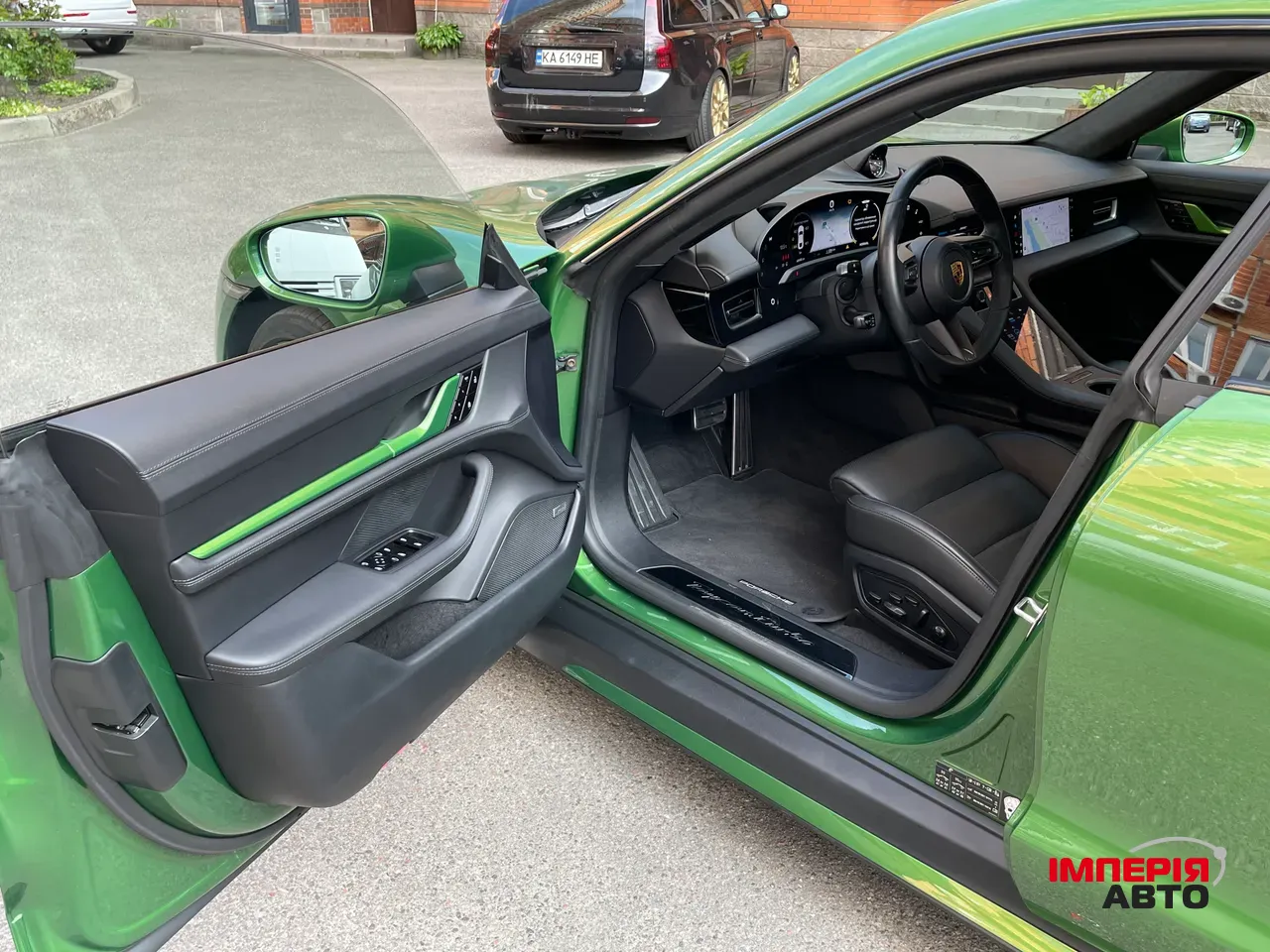 Porsche Taycan - фото 10