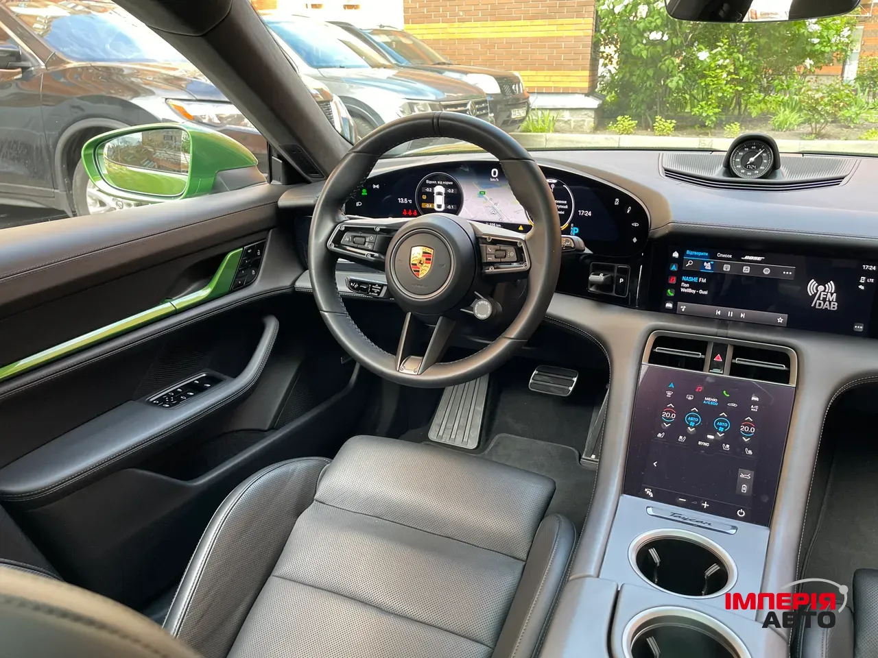 Porsche Taycan - фото 15