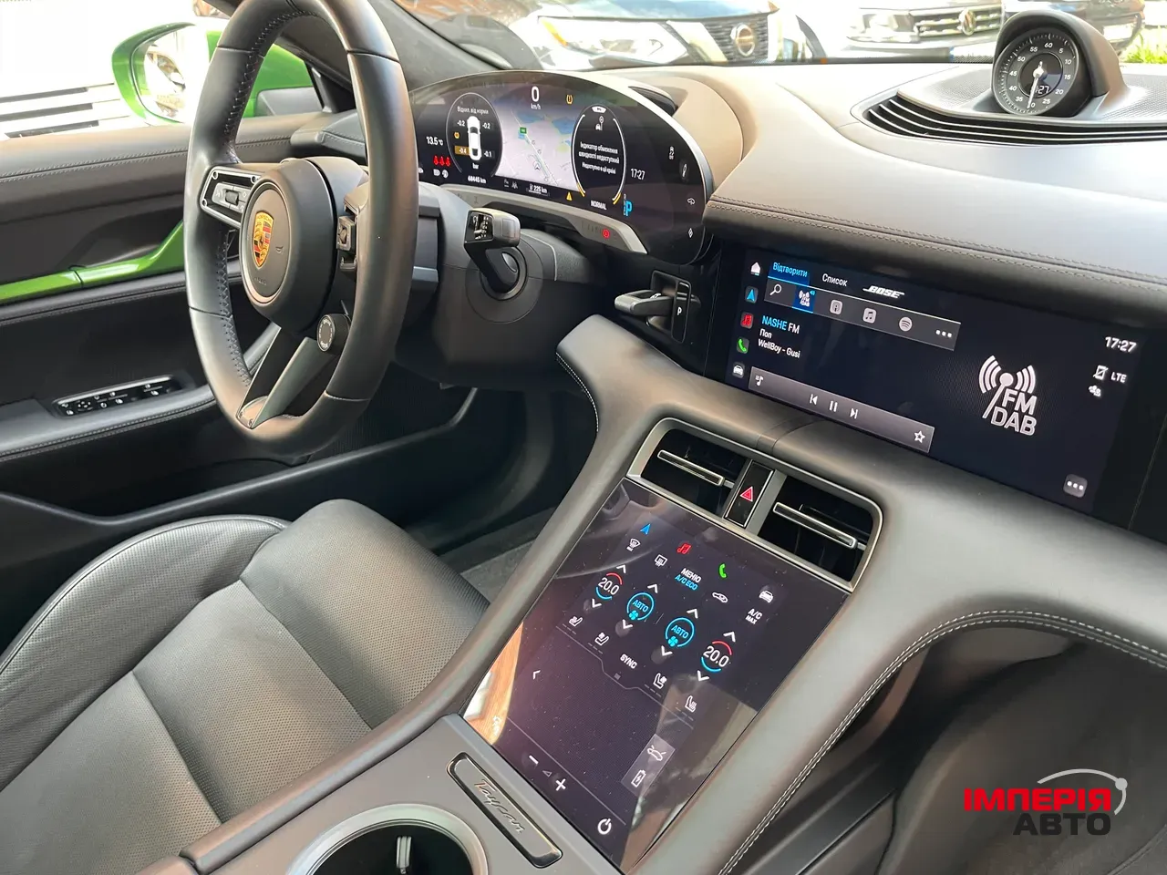 Porsche Taycan - фото 21