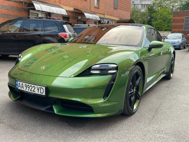 Porsche Taycan - фото 5