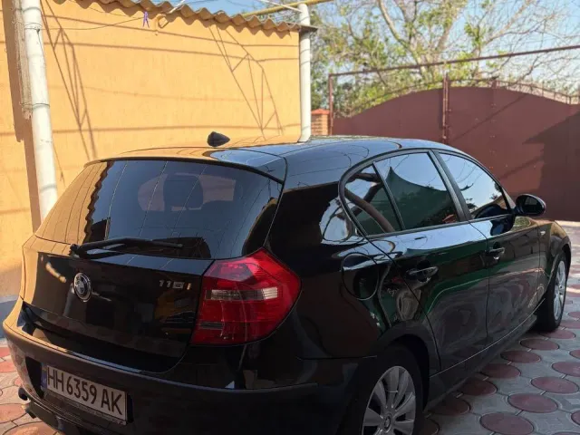 BMW 1 серії - фото 5