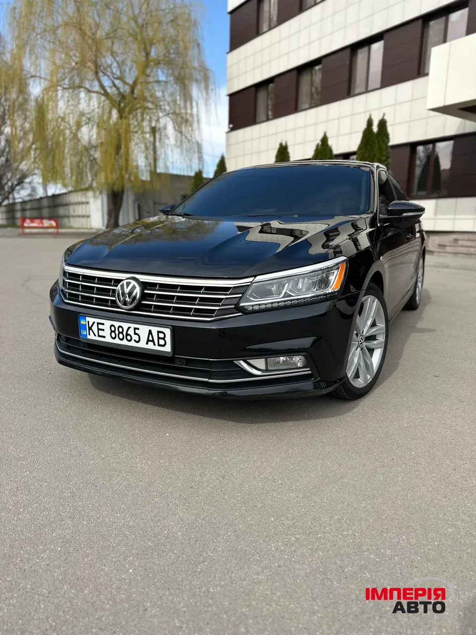 Volkswagen Passat (North America and China) - фото 1