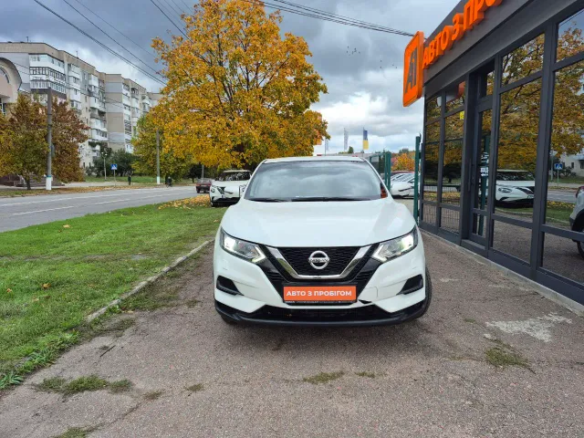 Nissan Qashqai - фото 2