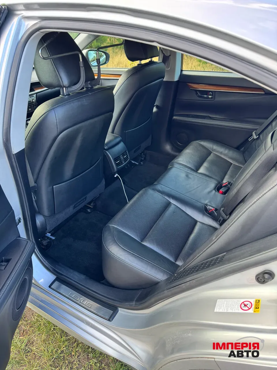 Lexus ES - фото 7