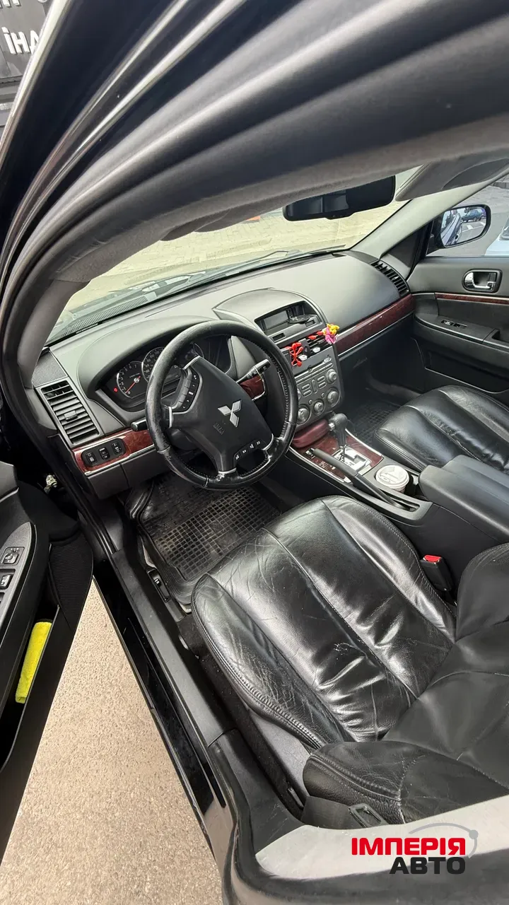 Mitsubishi Galant - фото 9