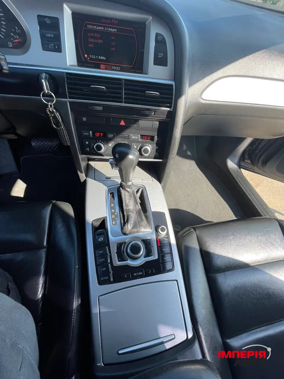 Audi A6 - фото 16