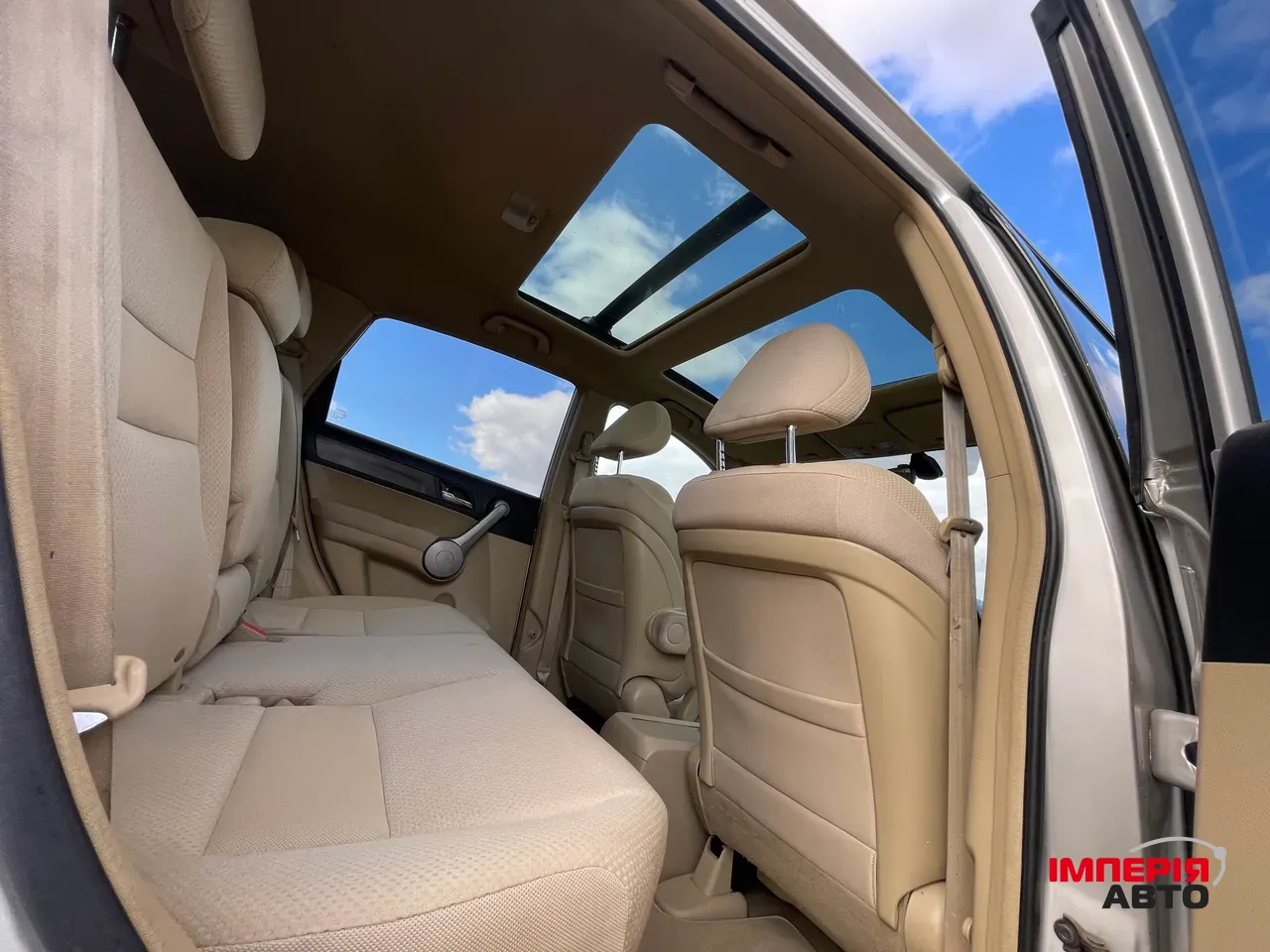 Honda CR-V - фото 12