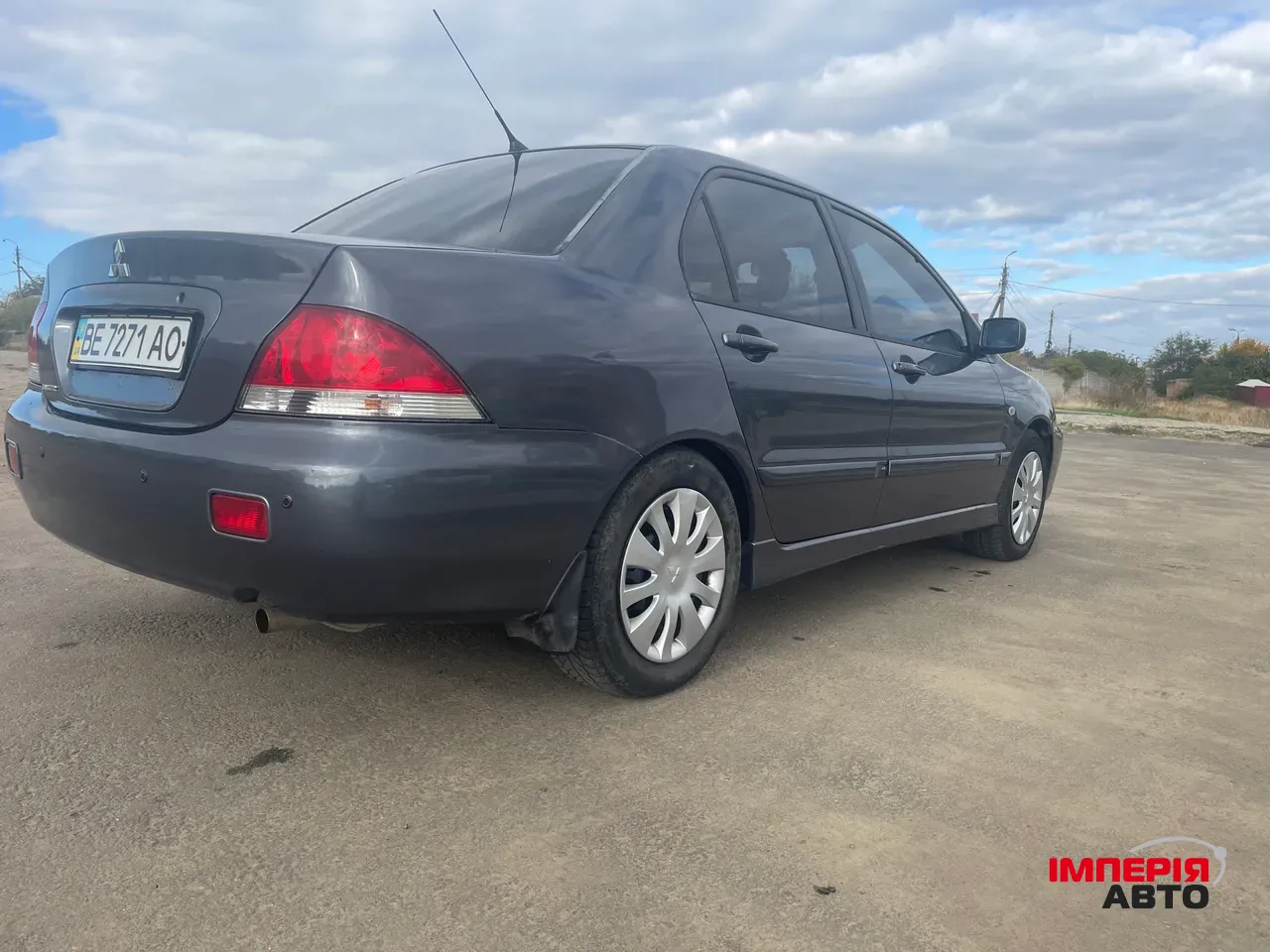 Mitsubishi Lancer - фото 7