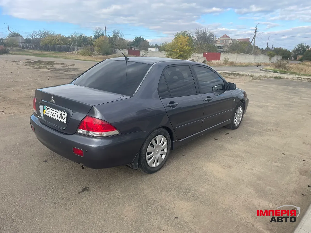 Mitsubishi Lancer - фото 2