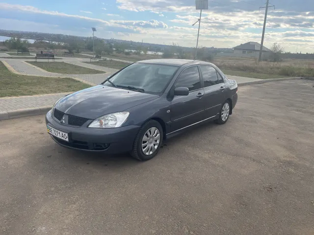 Mitsubishi Lancer - фото 2