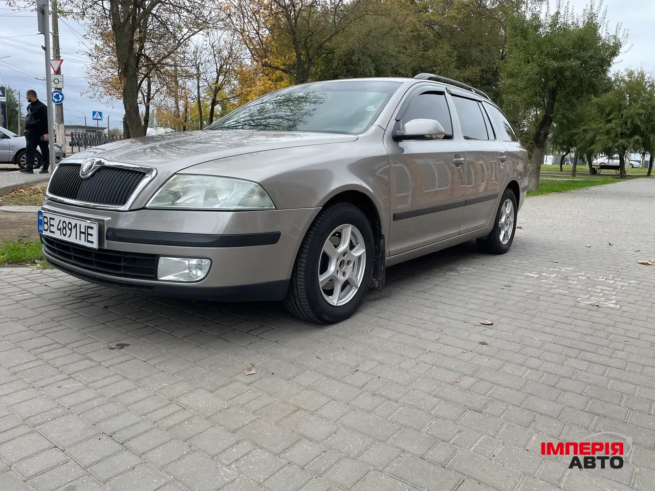 Skoda Octavia - фото 4