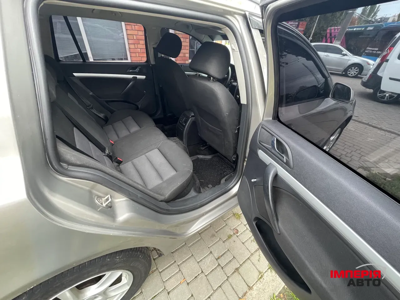 Skoda Octavia - фото 12