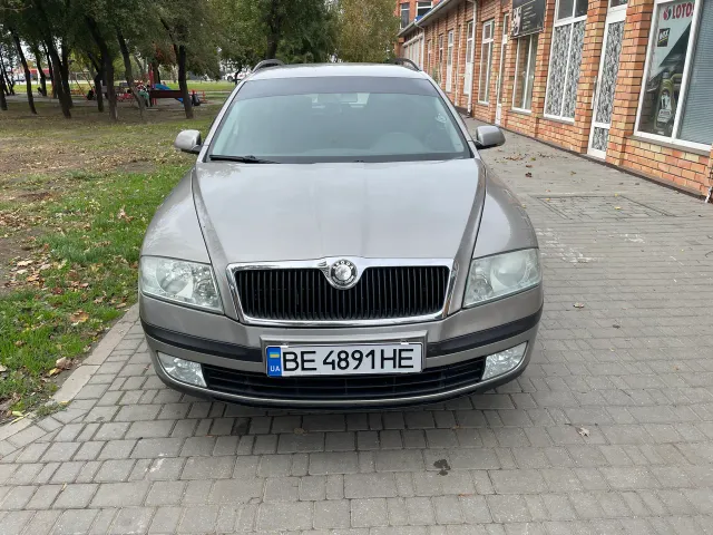 Skoda Octavia - фото 5