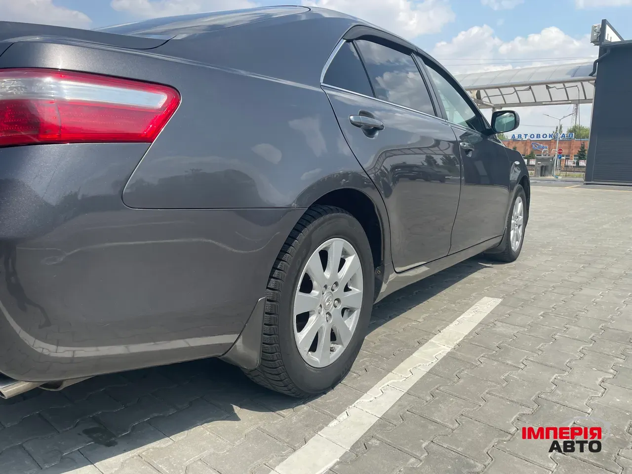 Toyota Camry - фото 9