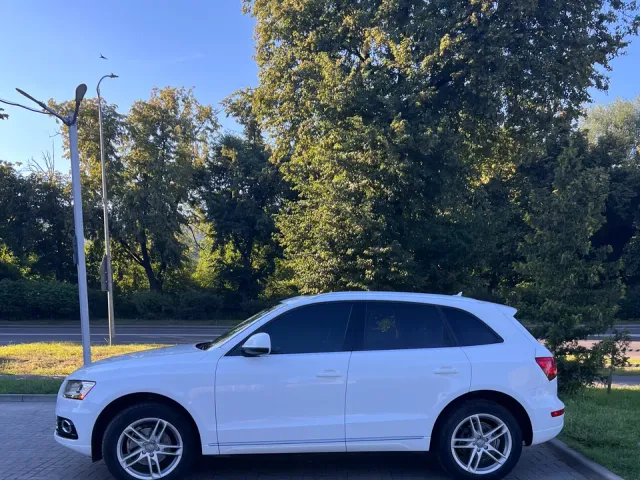 Audi Q5 - фото 4