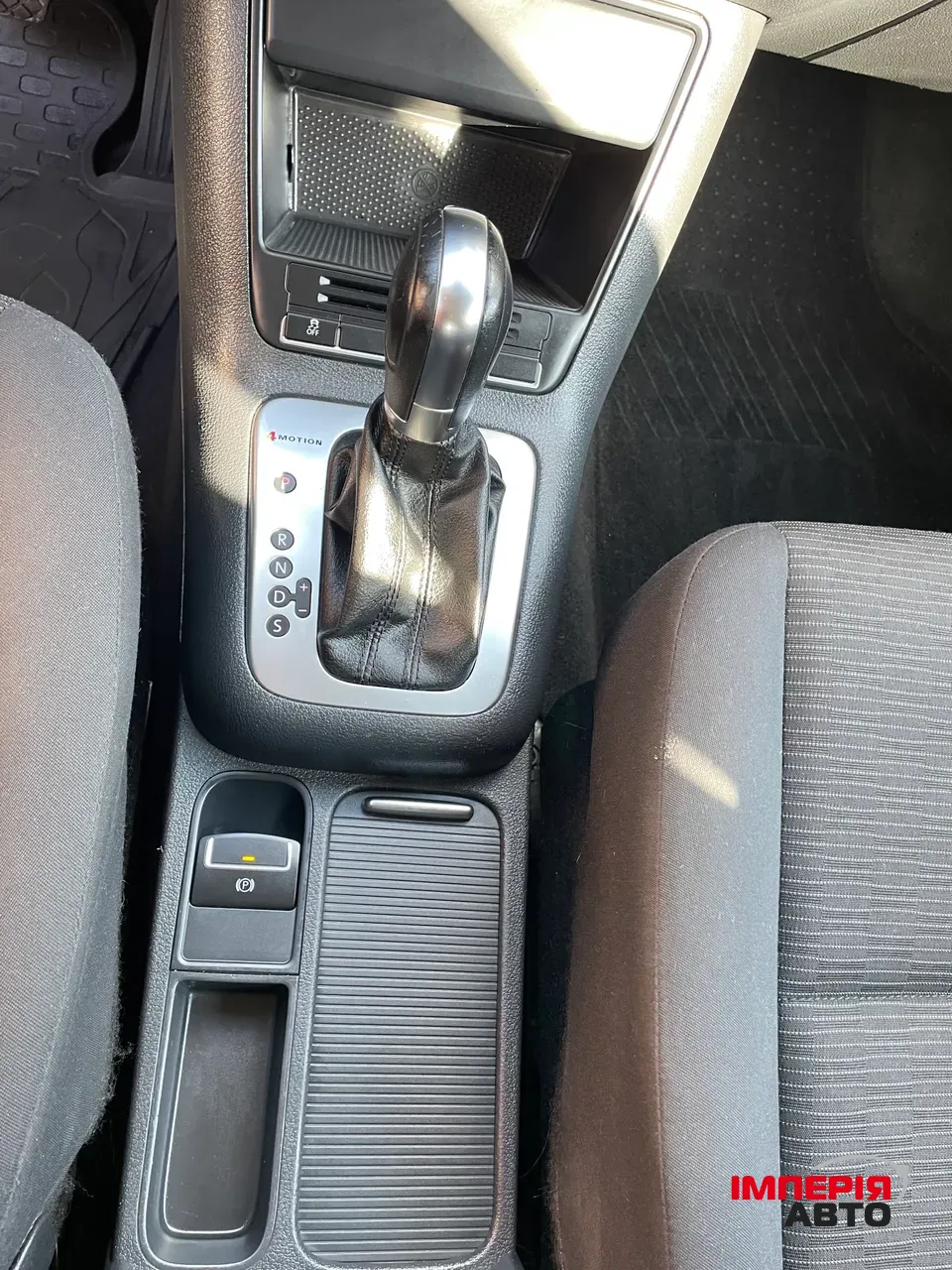 Volkswagen Tiguan - фото 18