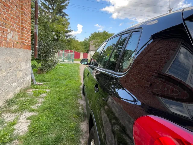 Volkswagen Tiguan - фото 4