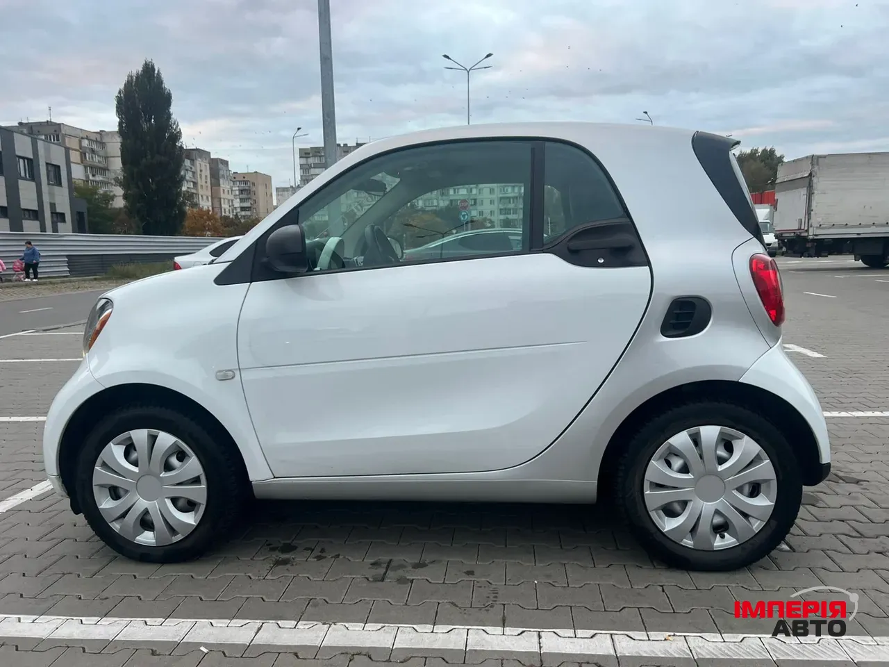 Smart Fortwo - фото 1