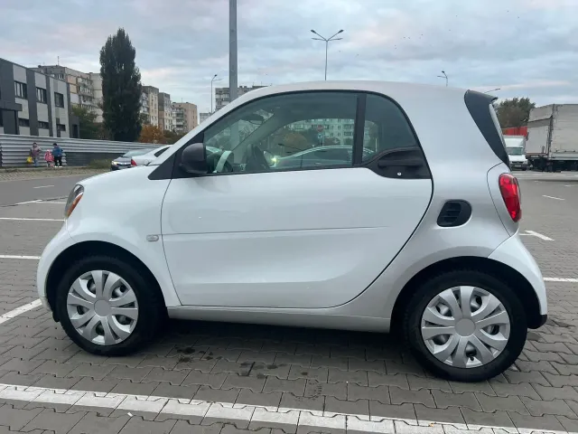 Smart Fortwo - фото 1