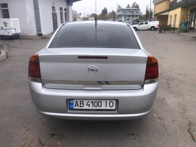 Opel Vectra - фото 4