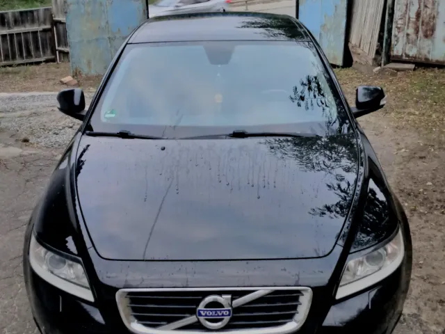 Volvo V50 - фото 1