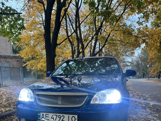 Chevrolet Lacetti - фото 1