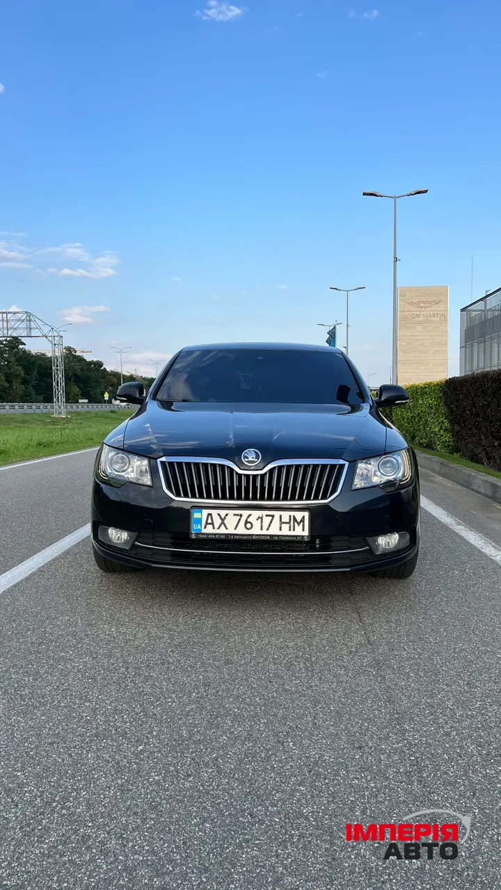 Skoda Superb - фото 3