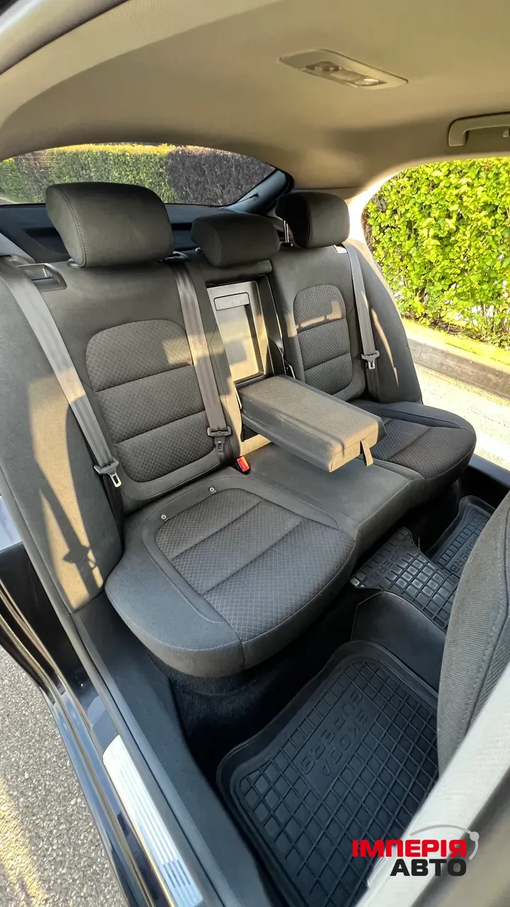 Skoda Superb - фото 16