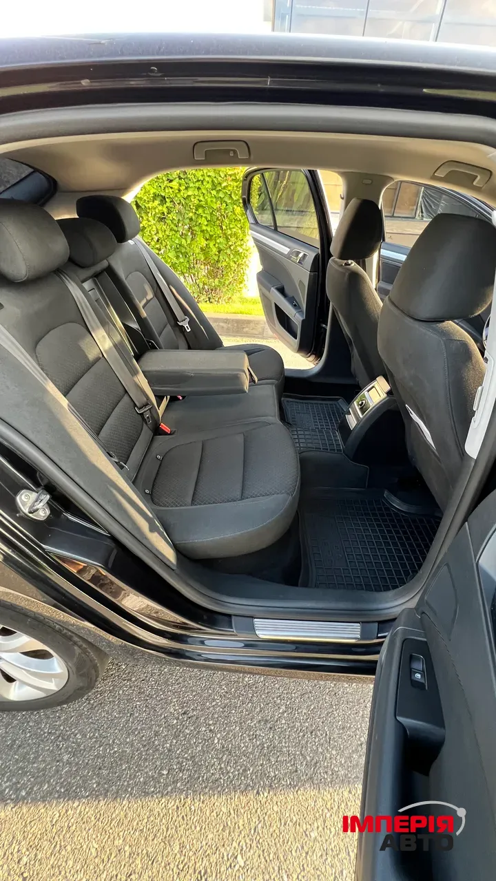 Skoda Superb - фото 11