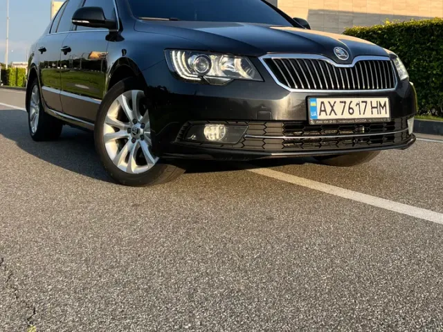 Skoda Superb - фото 5