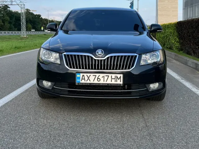 Skoda Superb - фото 3
