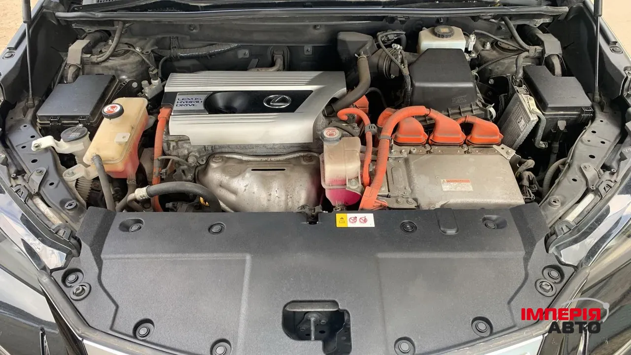 Lexus NX - фото 11