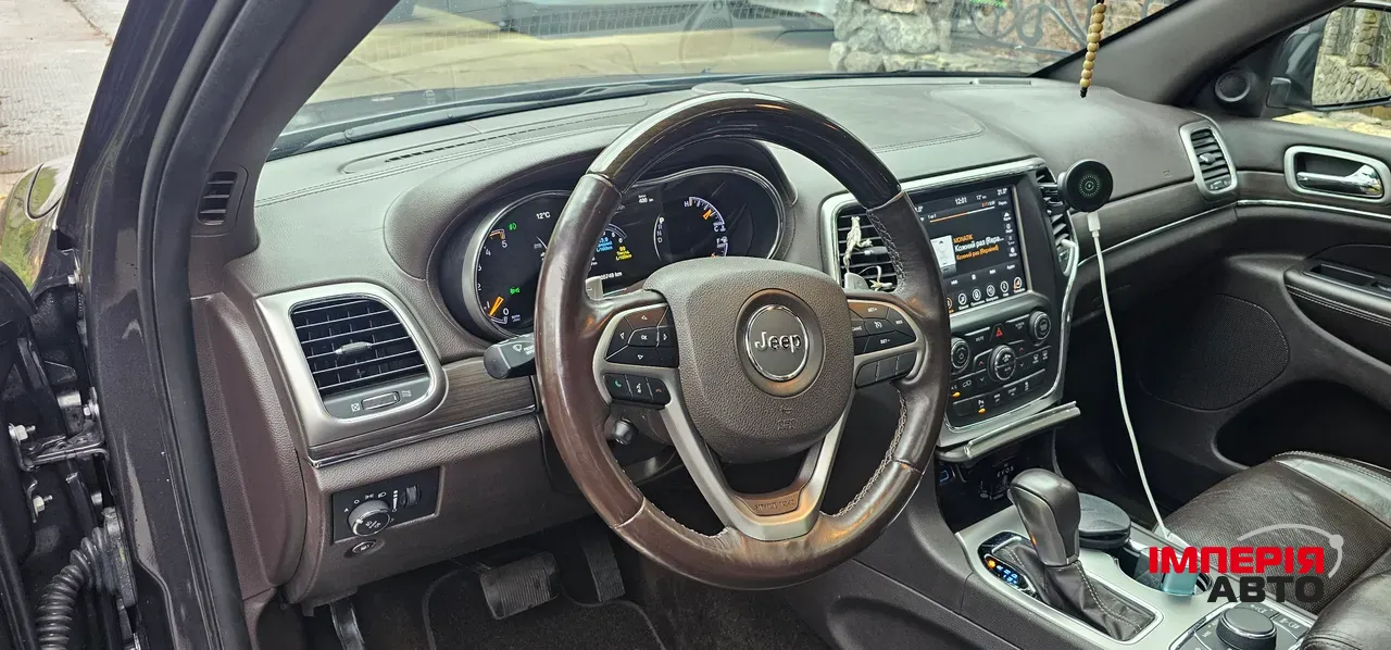 Jeep Grand Cherokee - фото 10