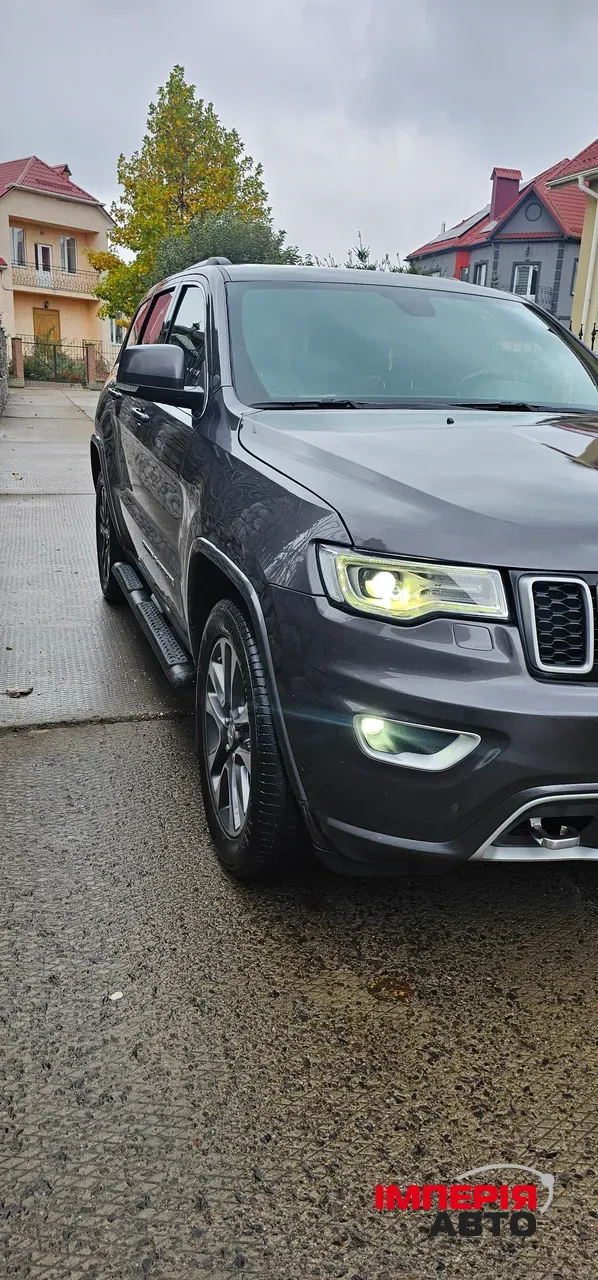 Jeep Grand Cherokee - фото 2