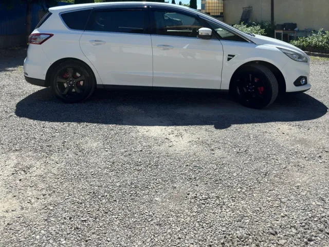 Ford S-MAX - фото 2