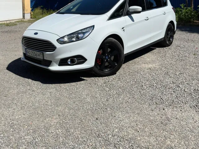 Ford S-MAX - фото 1