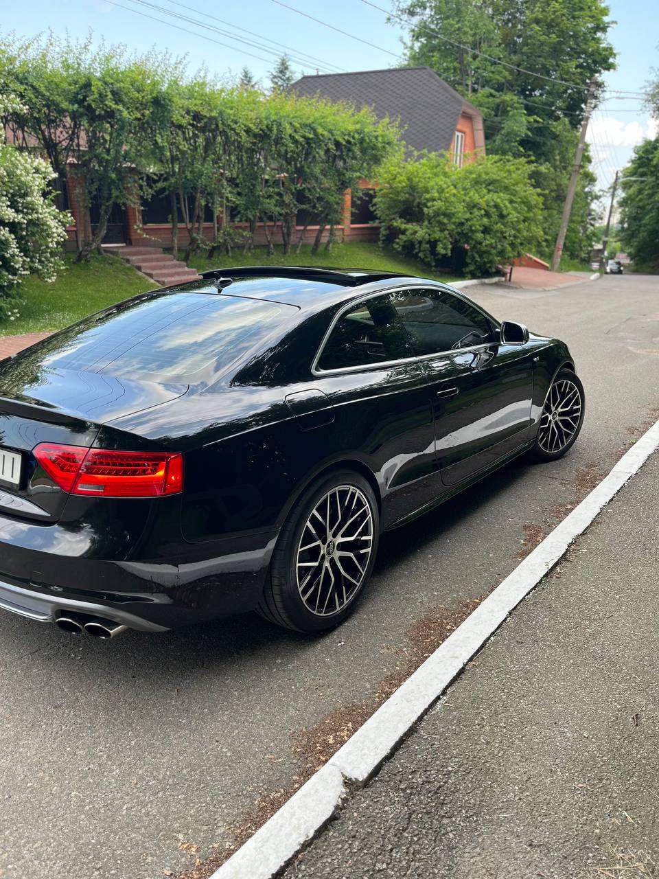 Audi S5 - фото 7