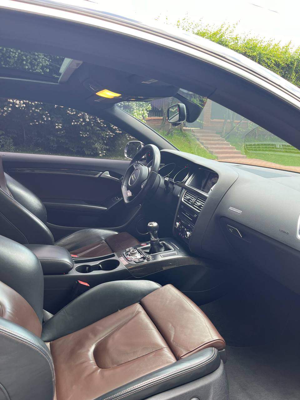 Audi S5 - фото 12