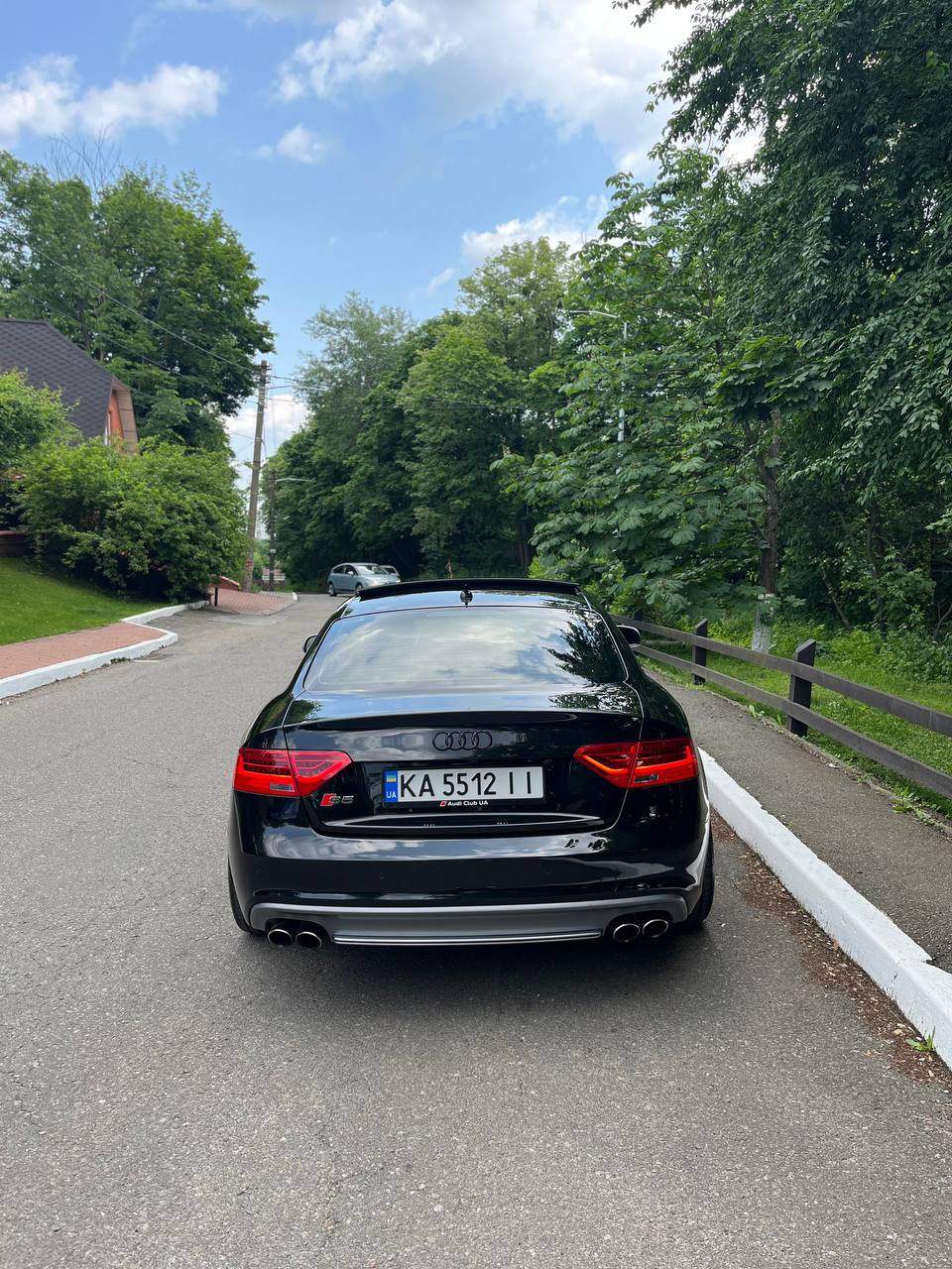 Audi S5 - фото 1